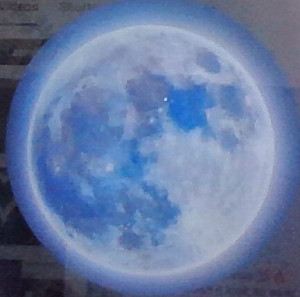 Moon Aura