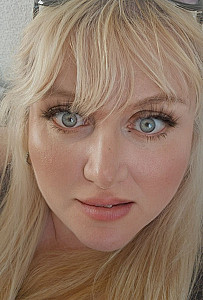 Claire Wallace